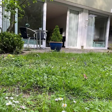 아파트 Ferienwohnung Am Bruhl Mit Terrasse Und Garten